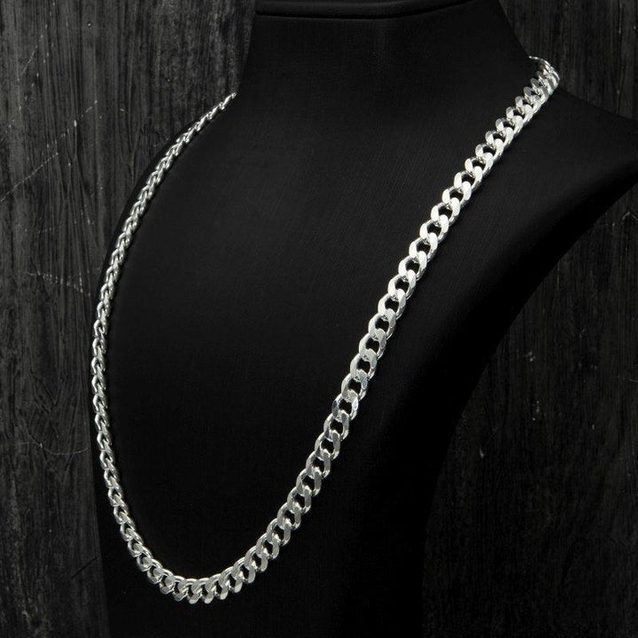 Curb Chain Necklace on the neck view