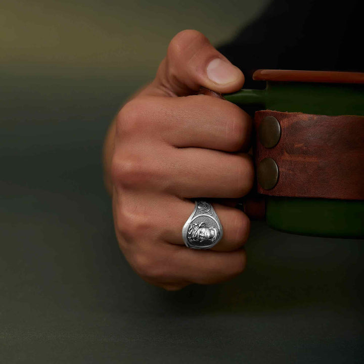 Charming Medusa Ring