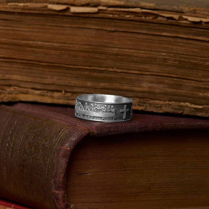Last Supper Cross Ring