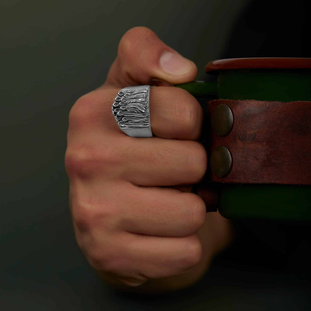 Creepy Ghost Ring
