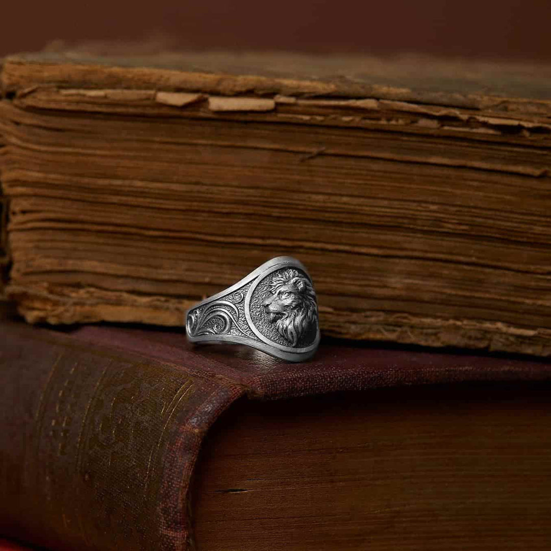 Lion Head Ring