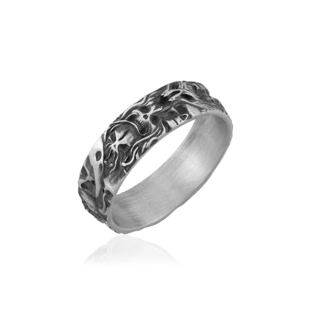 Forsaken Skull Band Ring
