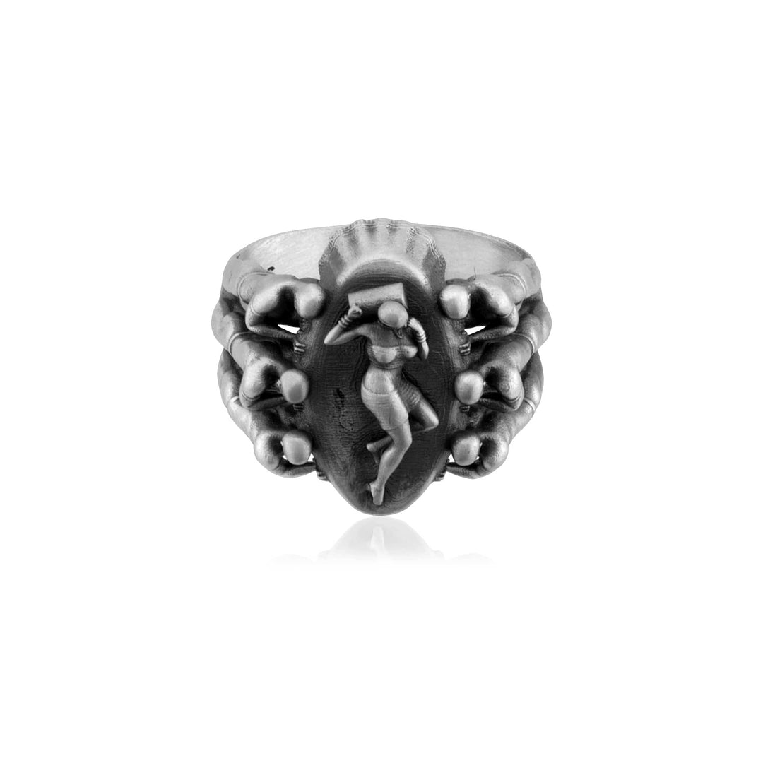 Queen’s Funeral Ring
