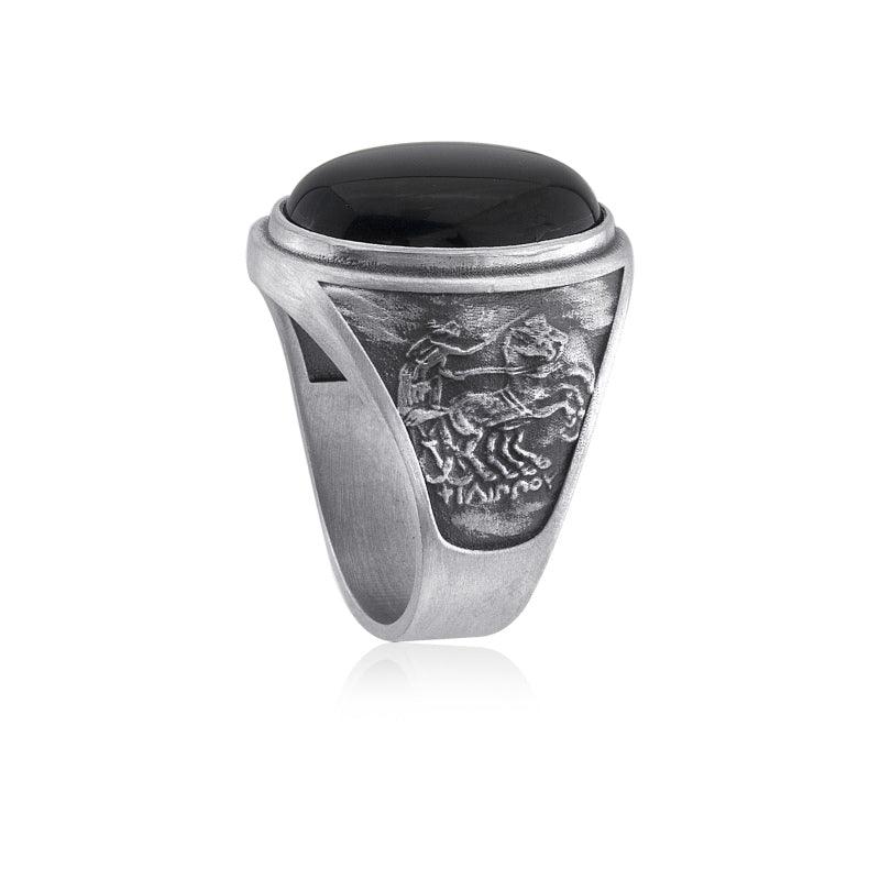 The Philip II Chariot Onyx Ring side view