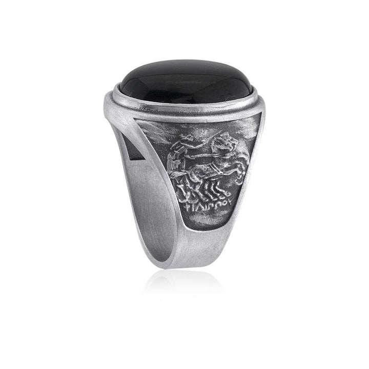 The Philip II Chariot Onyx Ring side view
