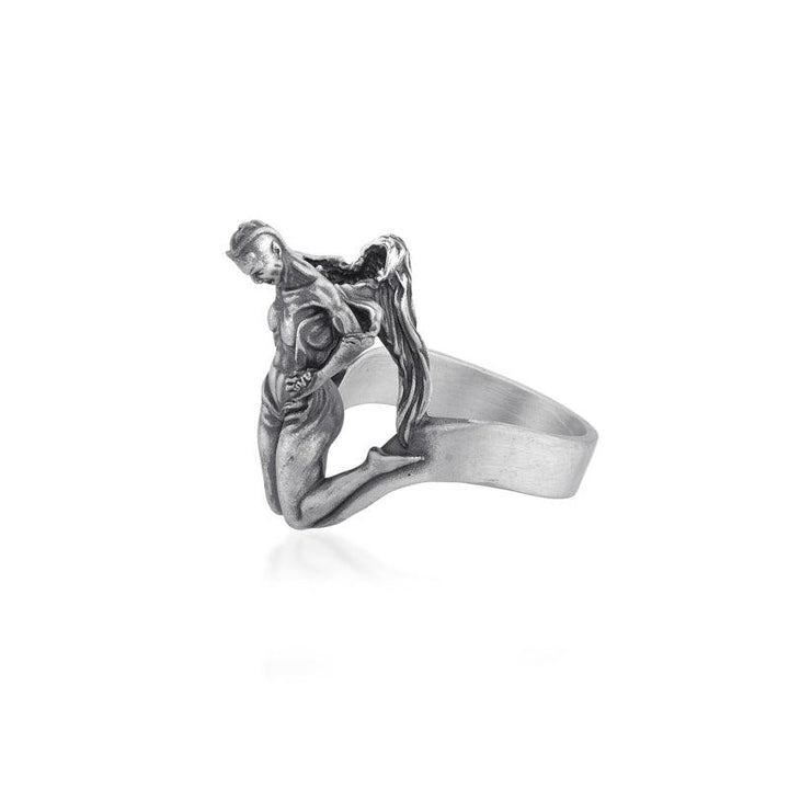 Gothic Embrace Ring side view