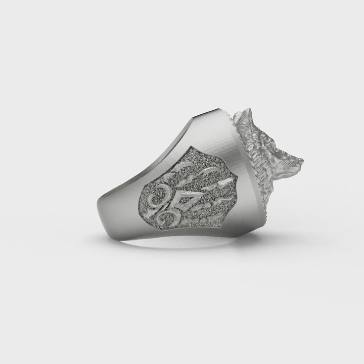 Wolf Head Ring