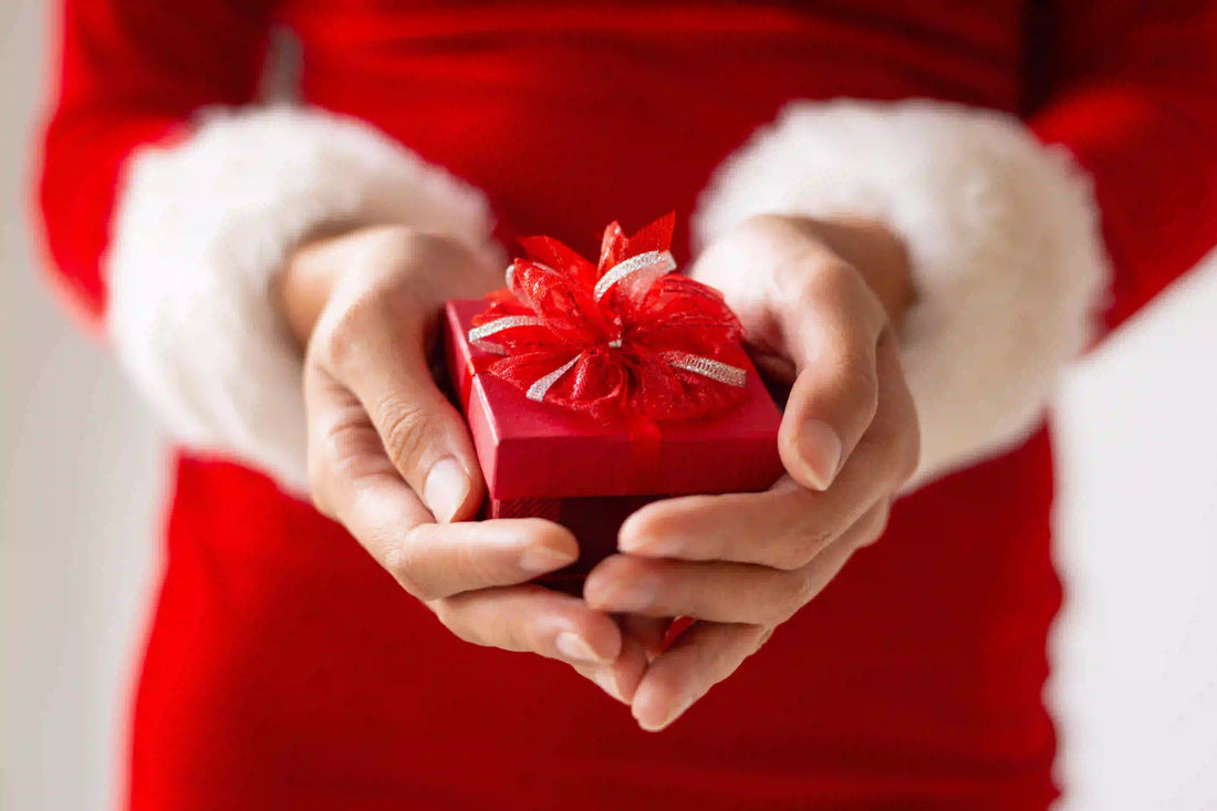 New Year Gift Guide 2026: Meaningful & Stylish Sterling Silver Jewelry from SWAF