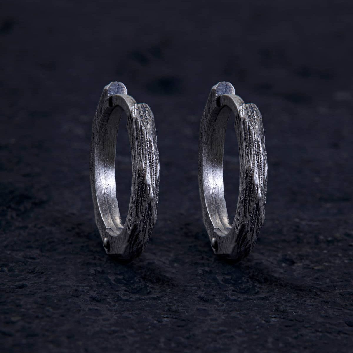 Thunder Vein Earring