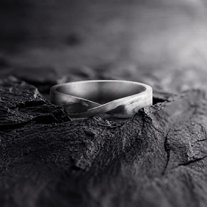 Mobius Band Ring