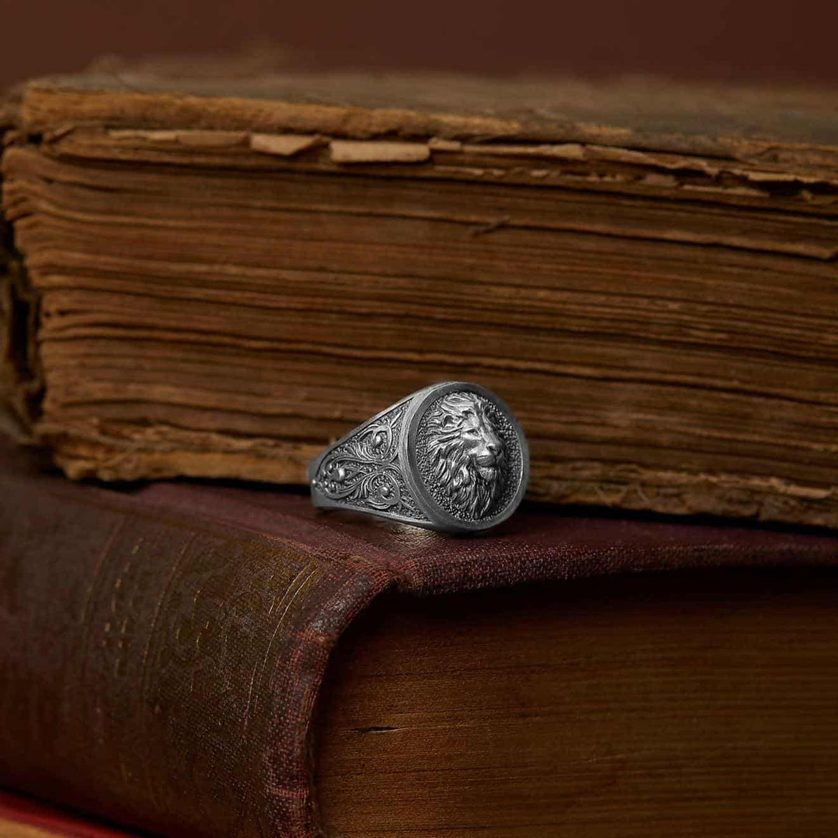 Lion Head Signet Ring