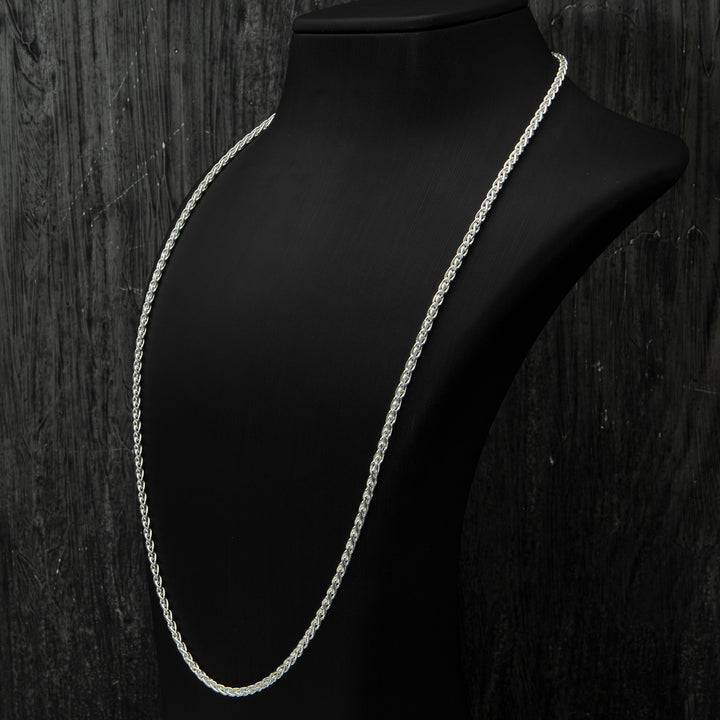 Spiga Chain Necklace side view