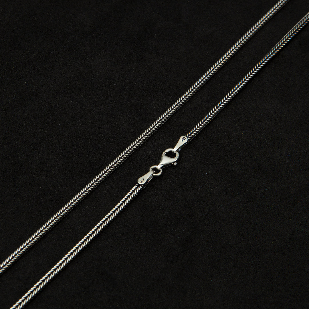 Foxtail Chain Necklace closer look