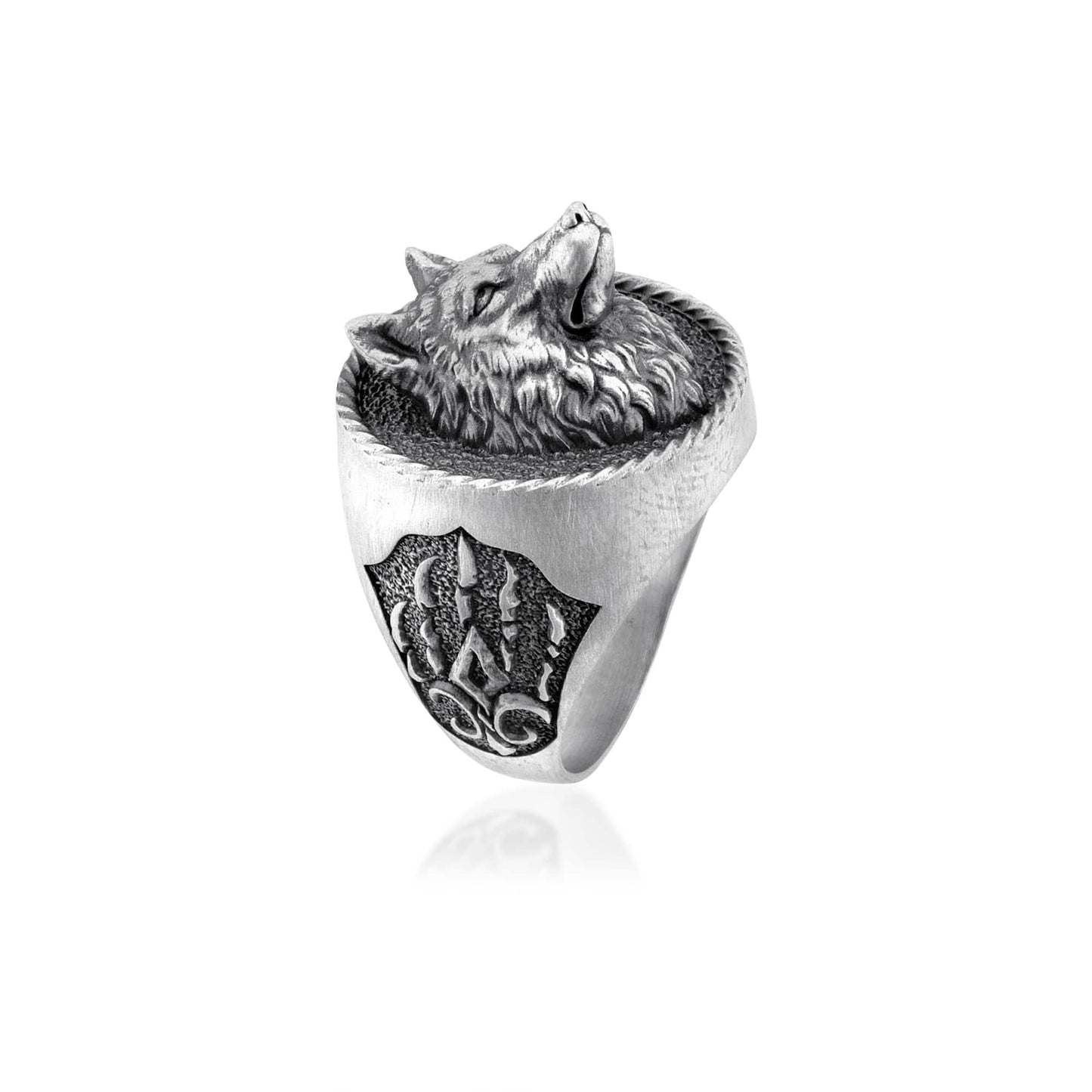 Wolf Head Ring