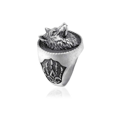 Wolf Head Ring