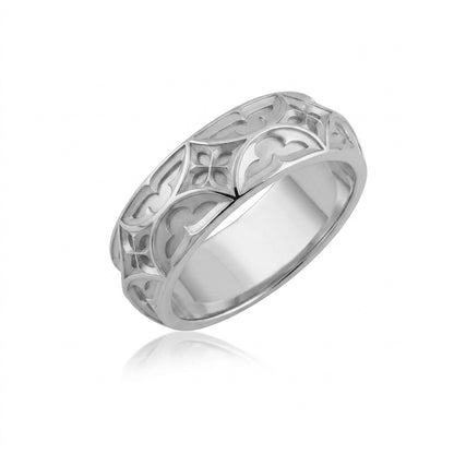 Gothic Quatrefoil Band Ring