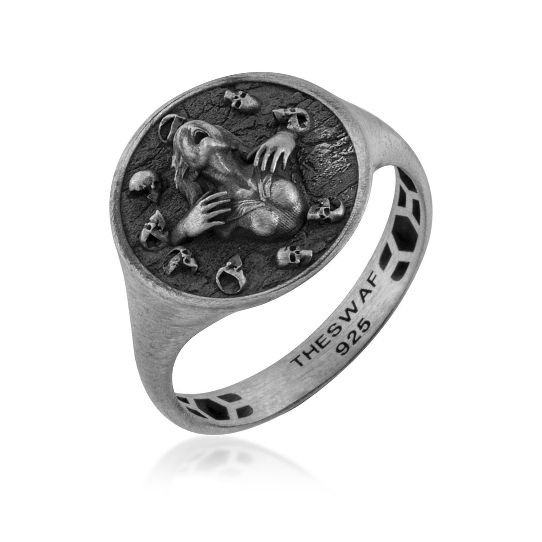 Memento Mori Scream Signet Ring in 925 sterling silver oxidized, alternate angle 1