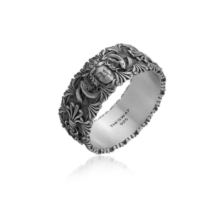 Medusa and Acanthus Relief Band Ring