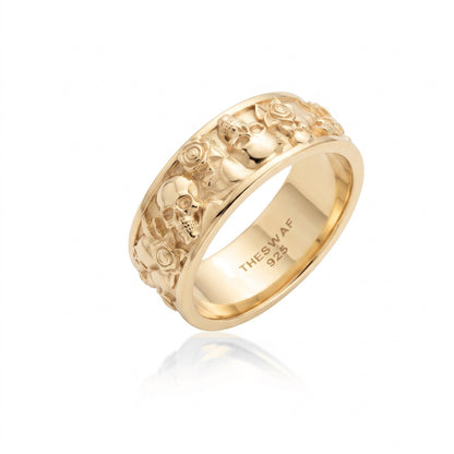Skulls and Roses Memento Mori Band Ring