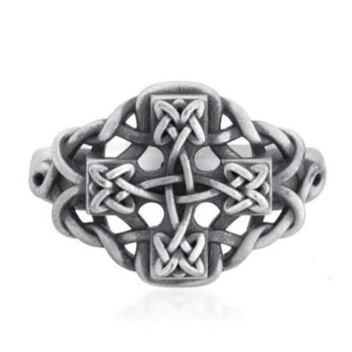 celtic knot ring top view