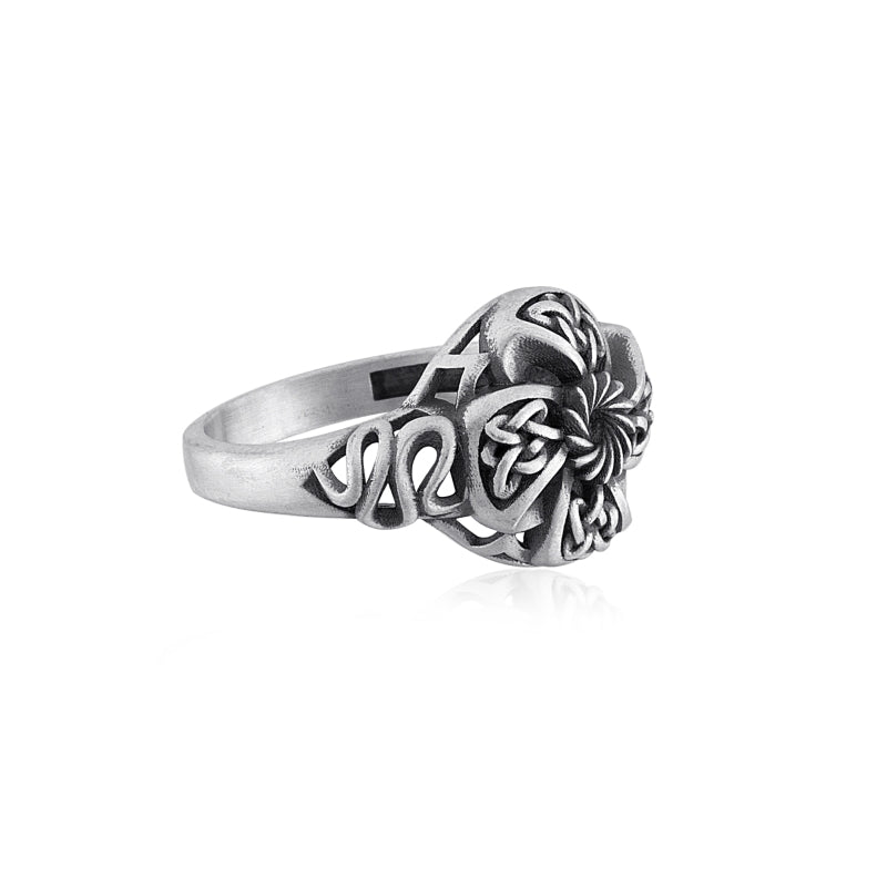 celtic triquetra ring side view