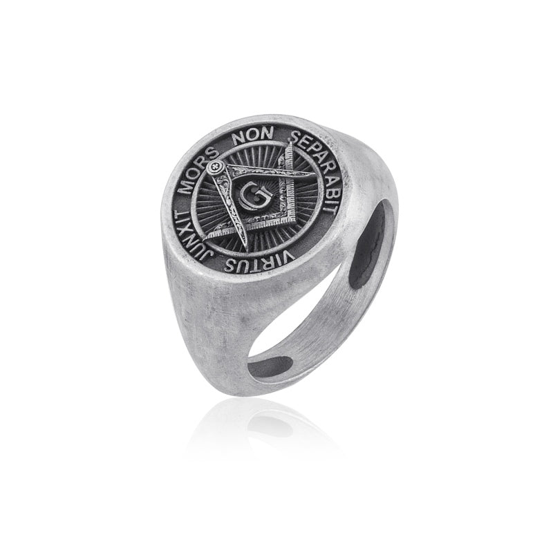 freemason signet ring sideview