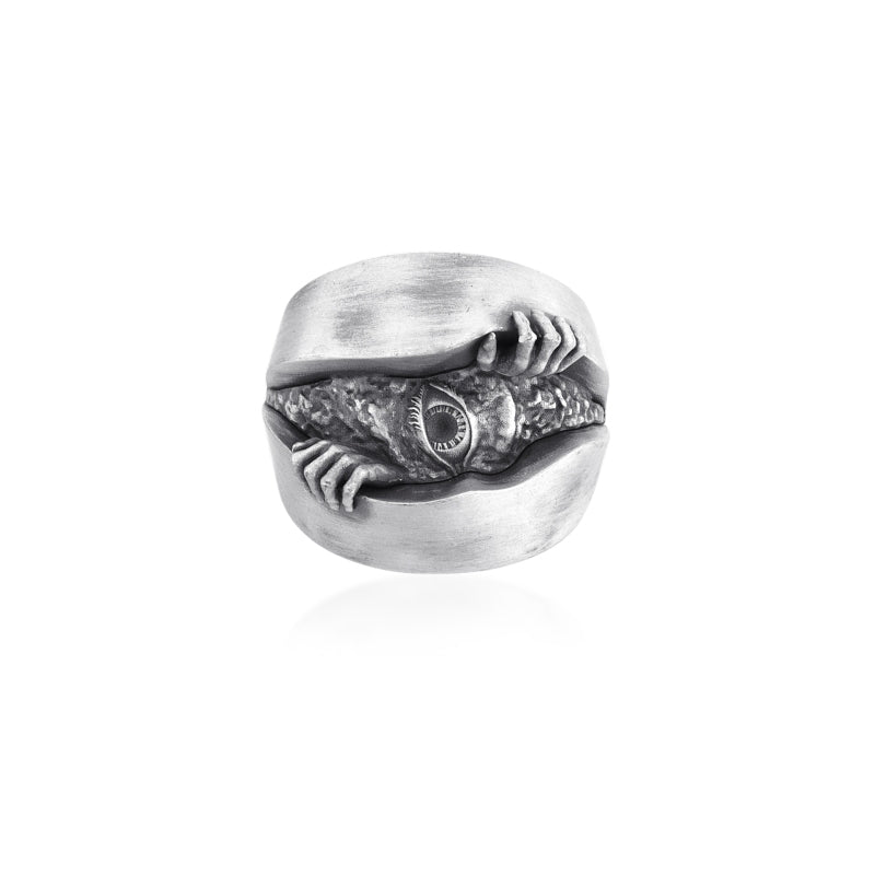 gothic eyes ring