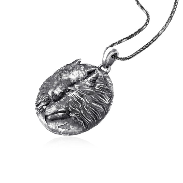 wolf family pendant side view