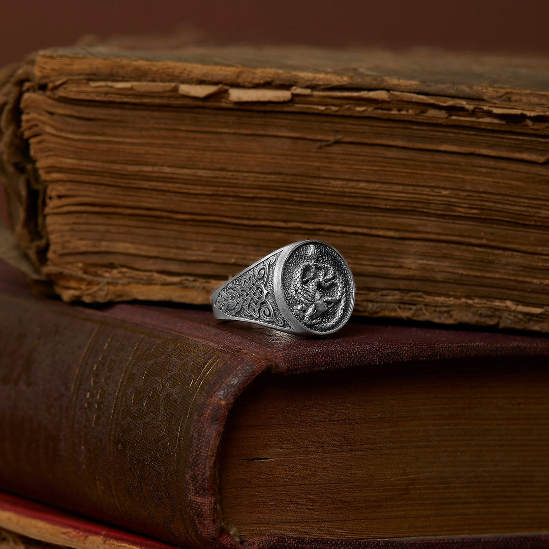 Medusa Head Snake Ring