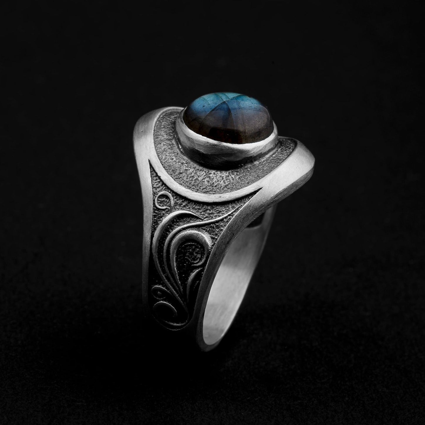 sterling silver Men’s Gemstone Ring, luxury, masculinity.