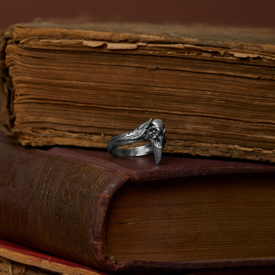 Raven Skull Ring