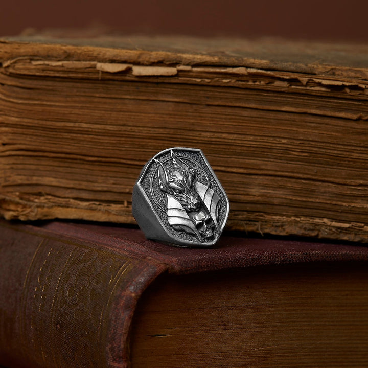 Anubis Ring