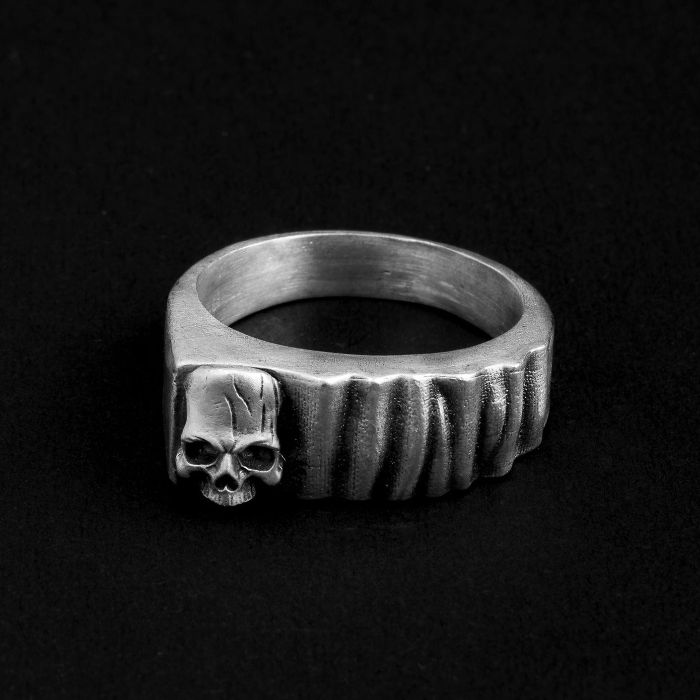 handmade sterling silver Skull Cloth Ring