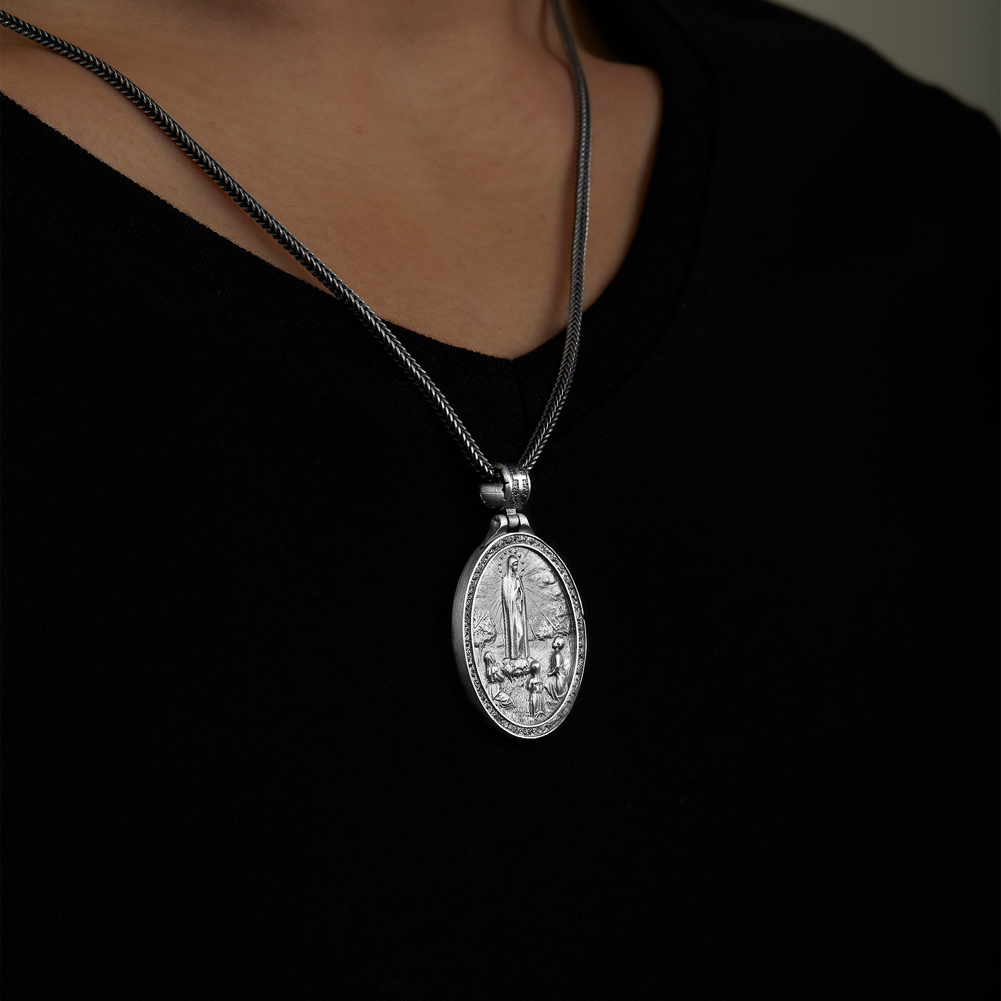 Buy 18k Gold Virgin Mary Pendant Saint Mary Pendant Miraculous Medal  Necklace Protector Pendant for Men Gift for Man Boyfriend Valentines Gift  Online in India - Etsy
