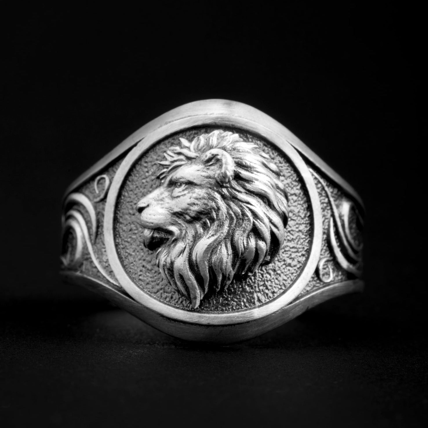 Men's Solid White Gold Lion Head Ring (Large) | Lion Rings